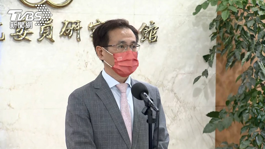 林智堅宣布退選，鄭運鵬接棒出征桃園。（圖／TVBS）