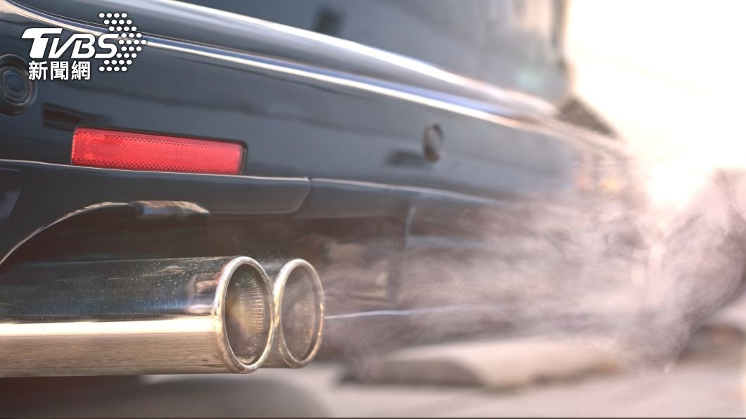 加州喊出2035年禁止化石燃料汽車，未來當地銷售的所有新車都必須是零碳排放。(圖 / shutterstock)