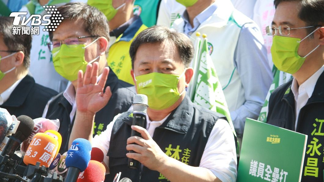 身兼林佳龍競總主委的民進黨秘書長林錫耀，上午針對張善政疑涉抄襲一事受訪。（圖／TVBS）