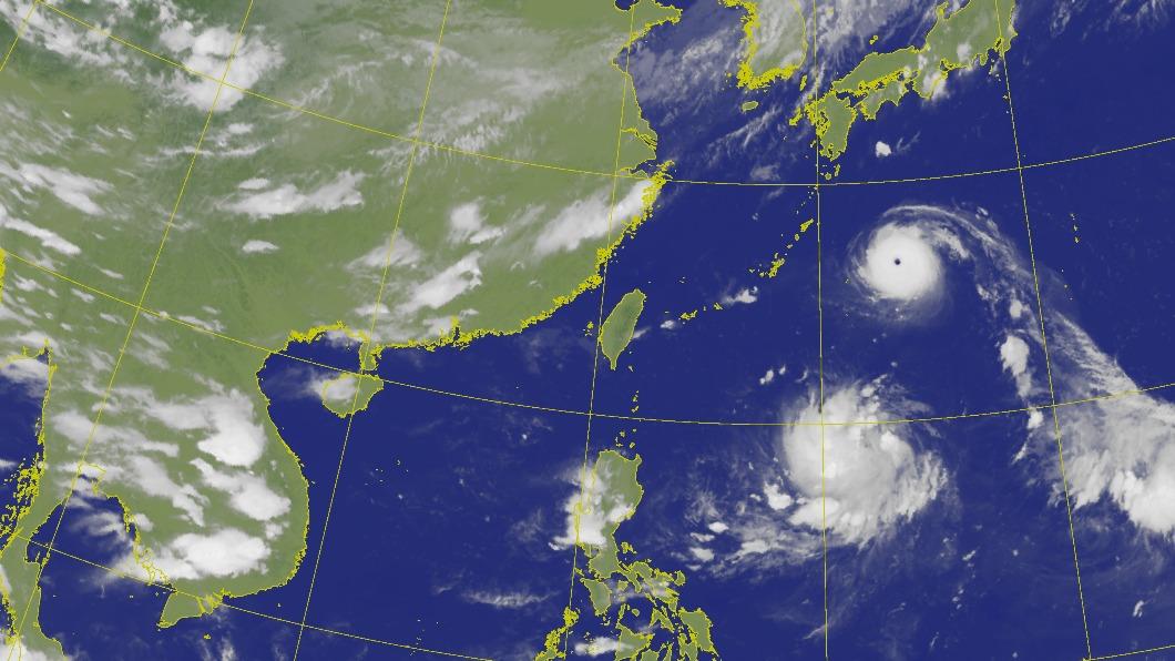 除颱風軒嵐諾它的南邊還生成一個熱帶性低氣壓。（圖／中央社氣象局）