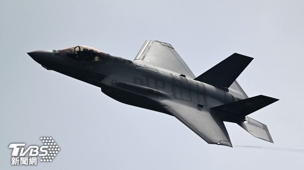 發現引擎有未授權且來自中國大陸的零件，美國五角大廈宣布暫時停止接收F-35戰機。（圖/達志影像美聯社）