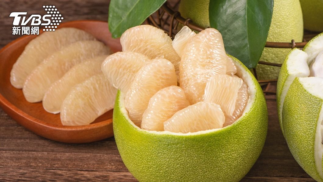 柚子有助消化大吃來的積食。（示意圖／shutterstock達志影像）