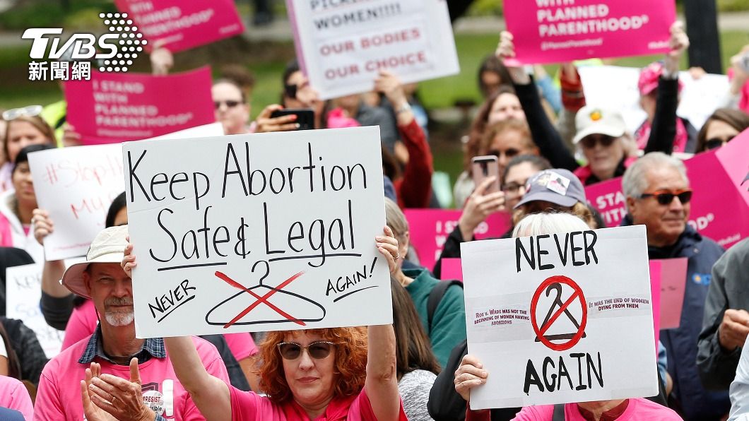 加州支持女性墮胎權益。（圖／達志影像美聯社）