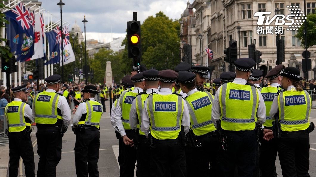 英國倫敦市中心列斯特廣場16日發生刺警案。（圖／達志影像美聯社）
