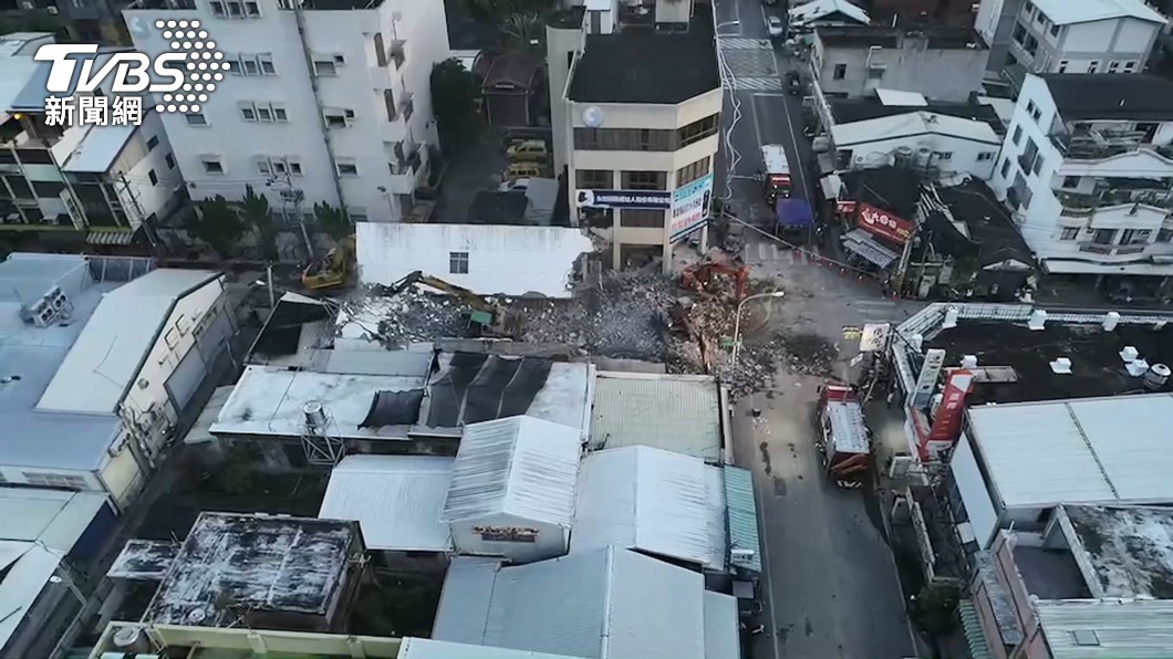 台東昨（18）日發生規模6.8強震造成災情。（圖／TVBS）