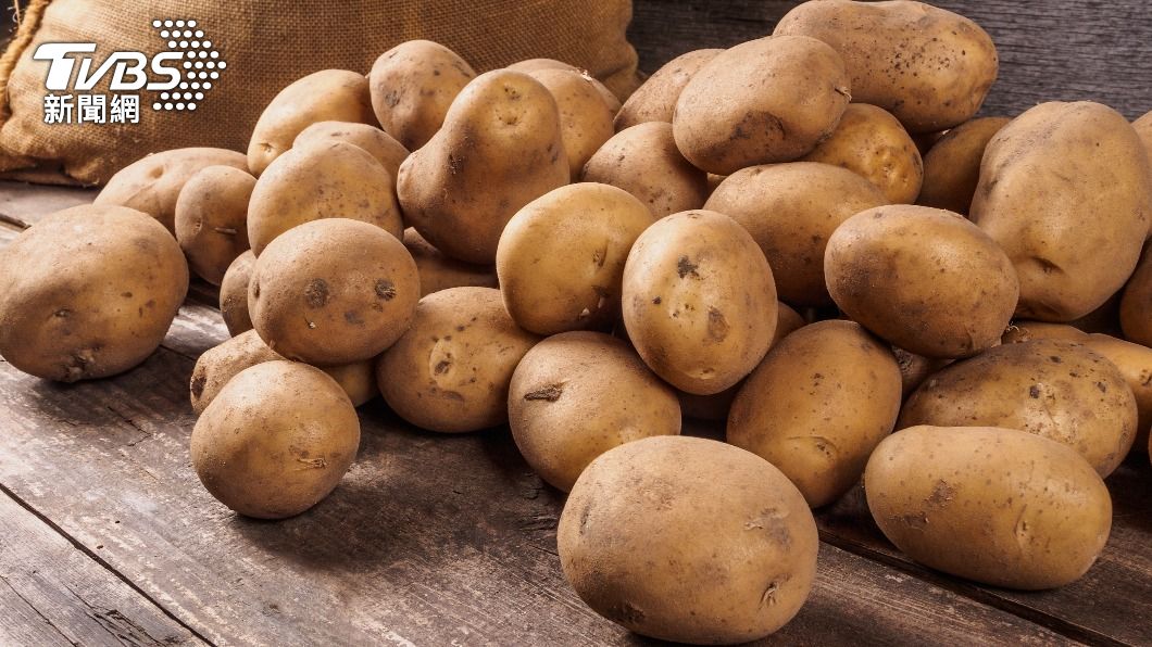 馬鈴薯等薯類，若食用不當會導致中毒、甚至死亡。（示意圖／shutterstock達志影像）