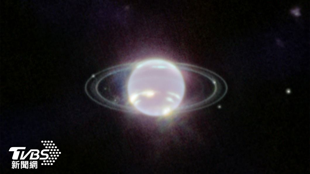 由韋伯太空望遠鏡拍攝的海王星影像。（圖/翻攝自NASA官網）