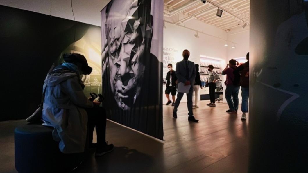 黃心健紐約個展普拉特曼哈頓藝廊開幕。（圖／駐紐約台北文化中心提供）