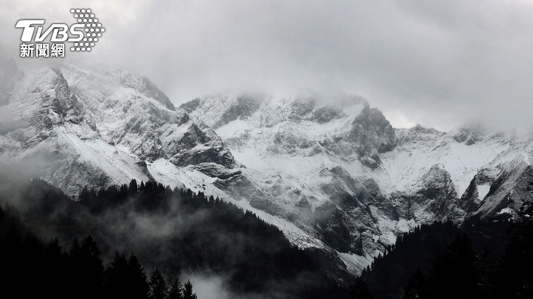 瑞士冰川以史上最快速度消融。（圖／達志影像美聯社）