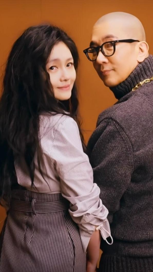 大S夫妻同框甜蜜畫面成為追憶。（圖／翻攝自大S IG）