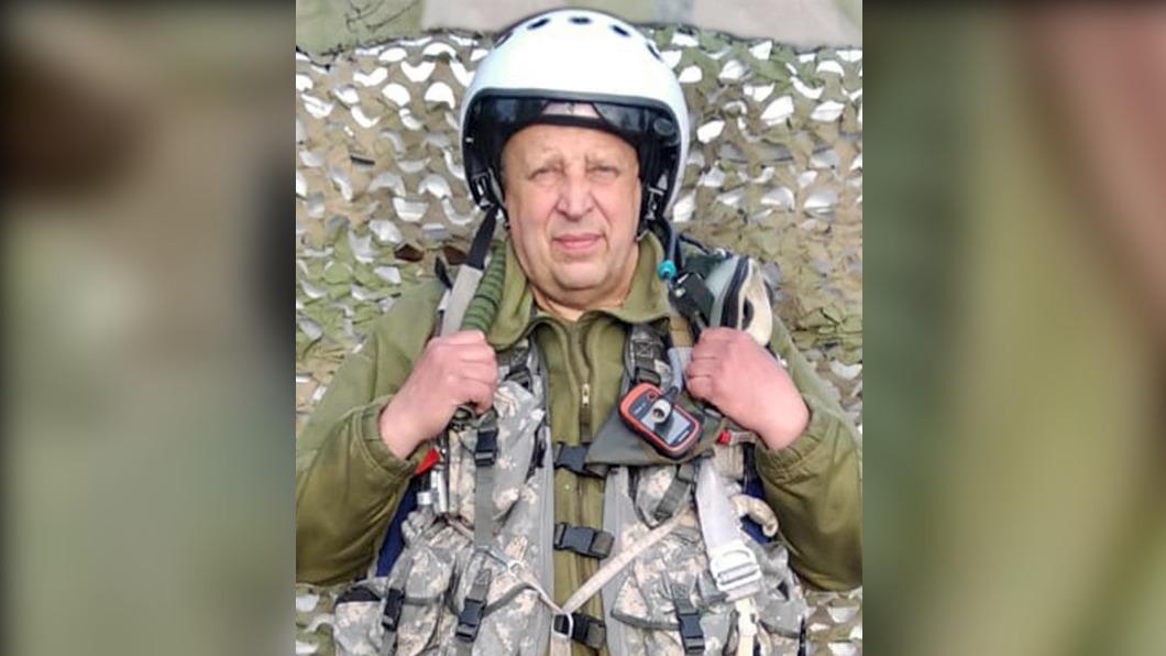 傳奇「基輔之鬼」的真實身份，是烏克蘭退役上校飛官馬迪申科。（圖/翻攝自布查市長臉書）