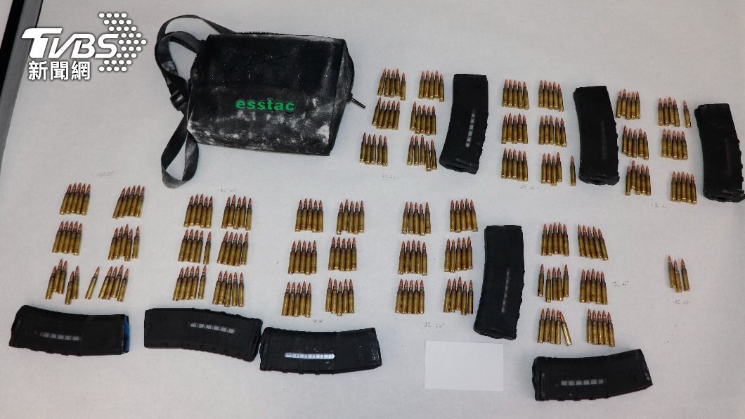 美聖路易校園槍擊案槍手身上攜帶600發彈藥。（圖／達志影像美聯社）