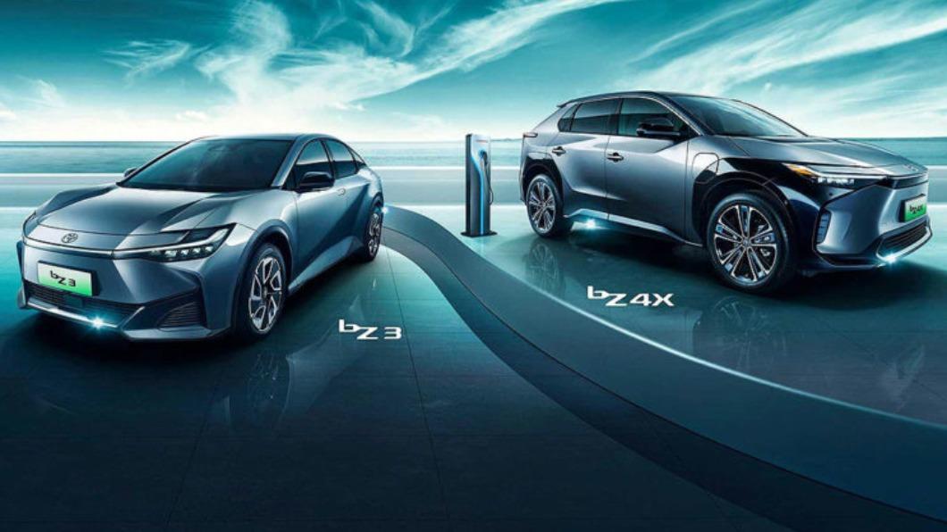 豐田持續擴張bZ電動車家族 原廠再度釋出第三款新車剪影│Toyota│純電房車│e-TNGA│TVBS新聞網