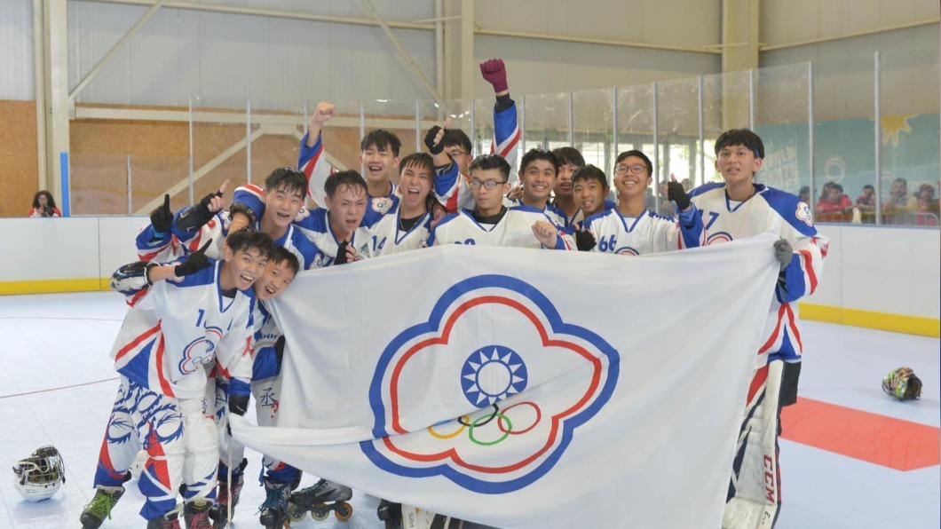 台灣青男曲棍球隊奪冠。（圖／翻攝自中華台北滑輪溜冰協會臉書）