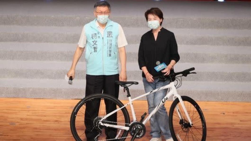 無黨籍台北市長候選人黃珊珊將在11月6日騎乘柯文哲贈送的自行車環台北市「車掃」。（圖／民眾黨提供）