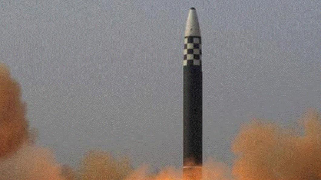 北韓又射彈道飛彈2022年共射33次。（圖／翻攝自 Twitter）