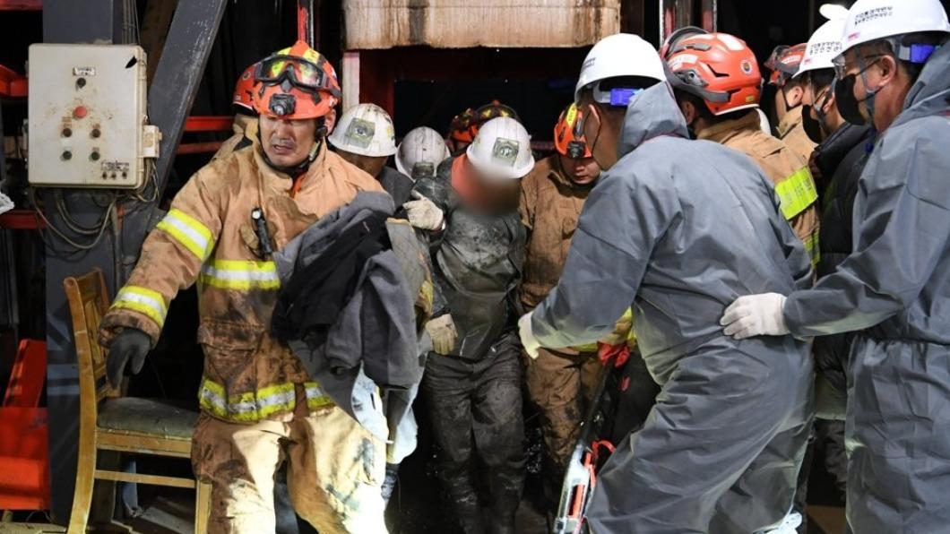 南韓慶尚北道奉化郡2名鋅礦工，受困地下190公尺10天後奇蹟獲救。（圖／翻攝自《韓聯社》）