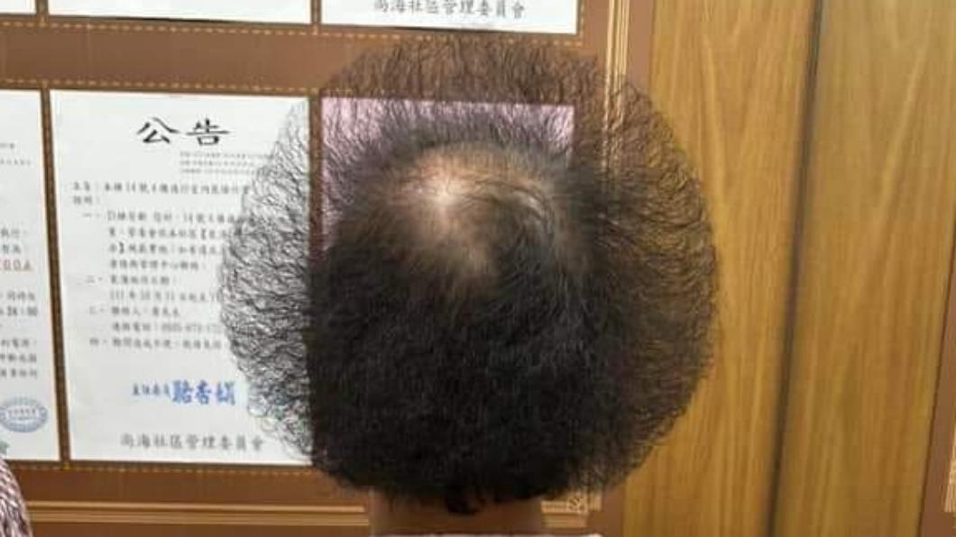 網友PO出遇到的奇特髮型。（圖／翻攝自爆廢公社公開版）