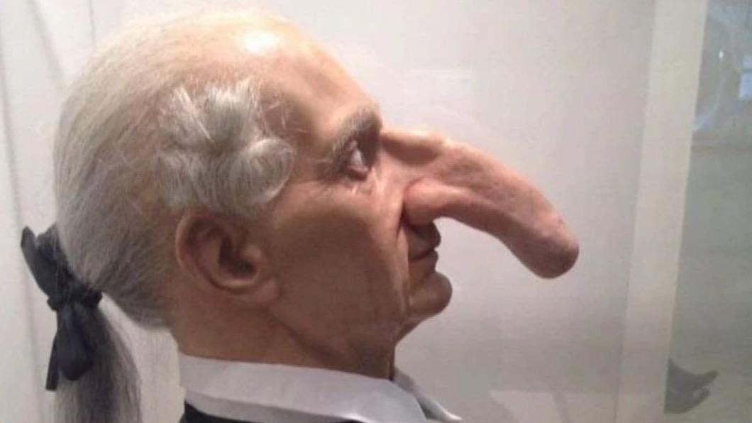 生活在1770年代的韋德斯，有著世上最長的鼻子。（圖／翻攝自@Lencyclopediste推特）