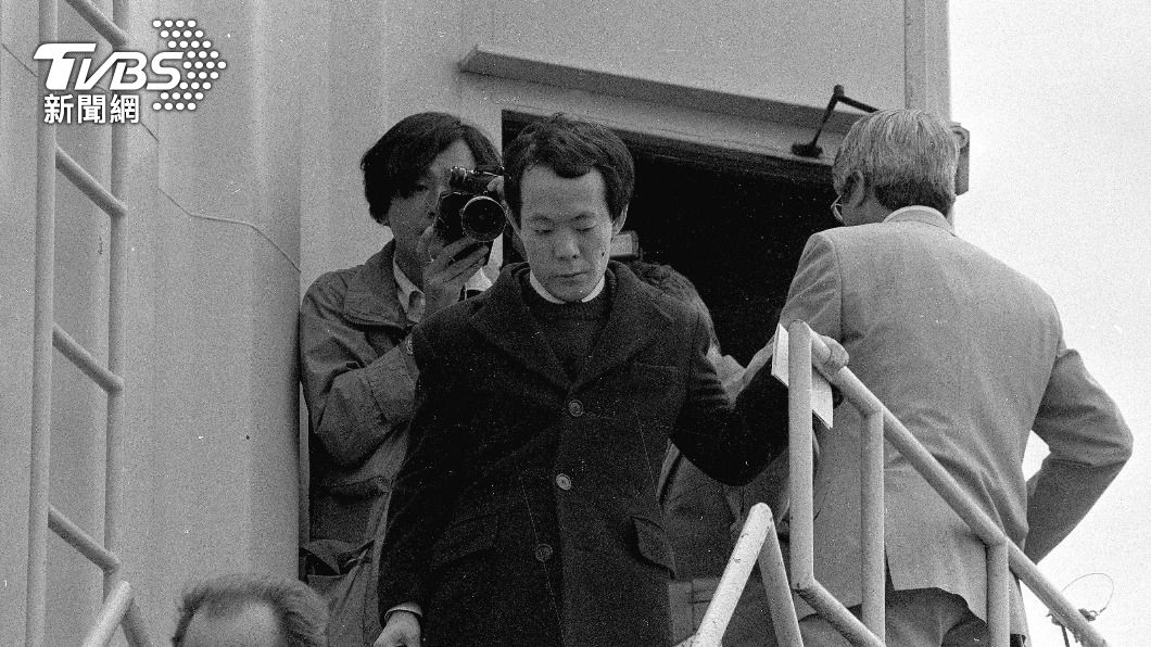 日本恐怖「食人魔」佐川一政1984年從法國返回日本。（圖／達志影像美聯社）