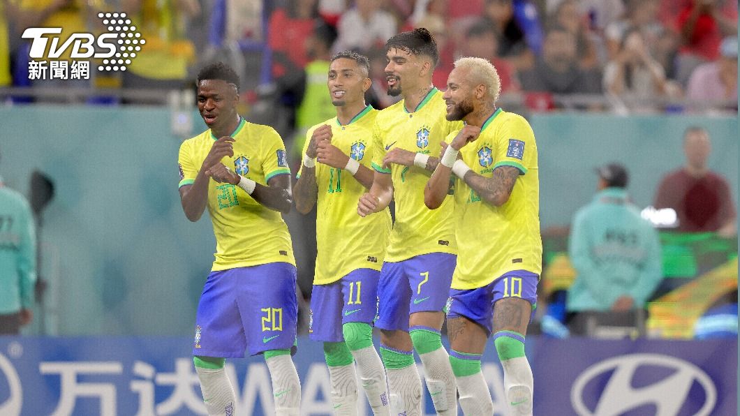 巴西Vinícius Júnior, Raphinha, Lucas Paquetá及Neymar跳舞慶祝。（圖／達志影像美聯社）