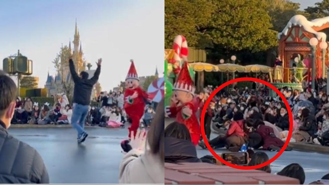 東京迪士尼在今日下午遭一名男子闖入遊行。（圖／翻攝自Twitter）