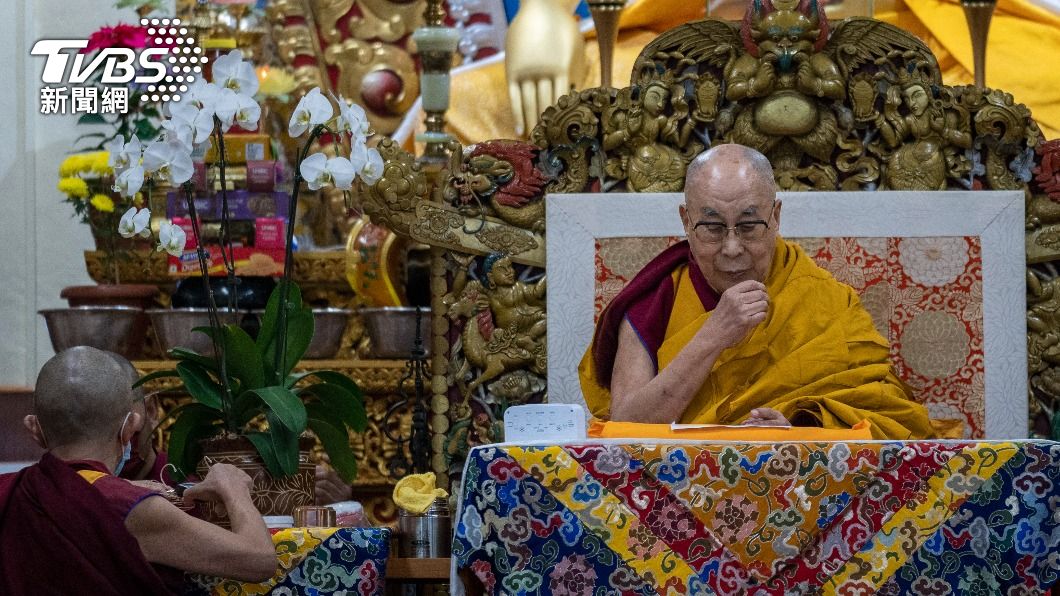 藏人精神領袖達賴喇嘛在印度演講。(圖／達志影像美聯社)