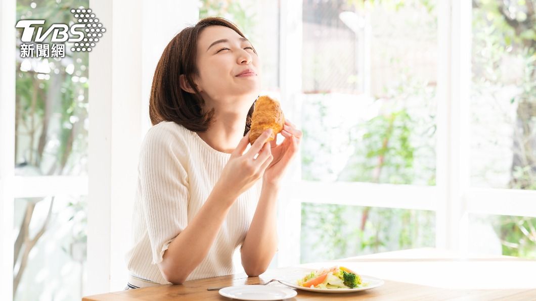 許多人一到冬天就開始嘴饞，食慾增加。（示意圖，非本文當事人／shutterstock達志影像）