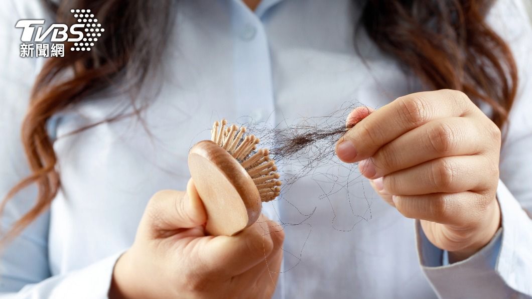 常掉髮、皮膚差又猛冒痘，可能跟缺鋅有關係。（示意圖／shutterstock達志影像）