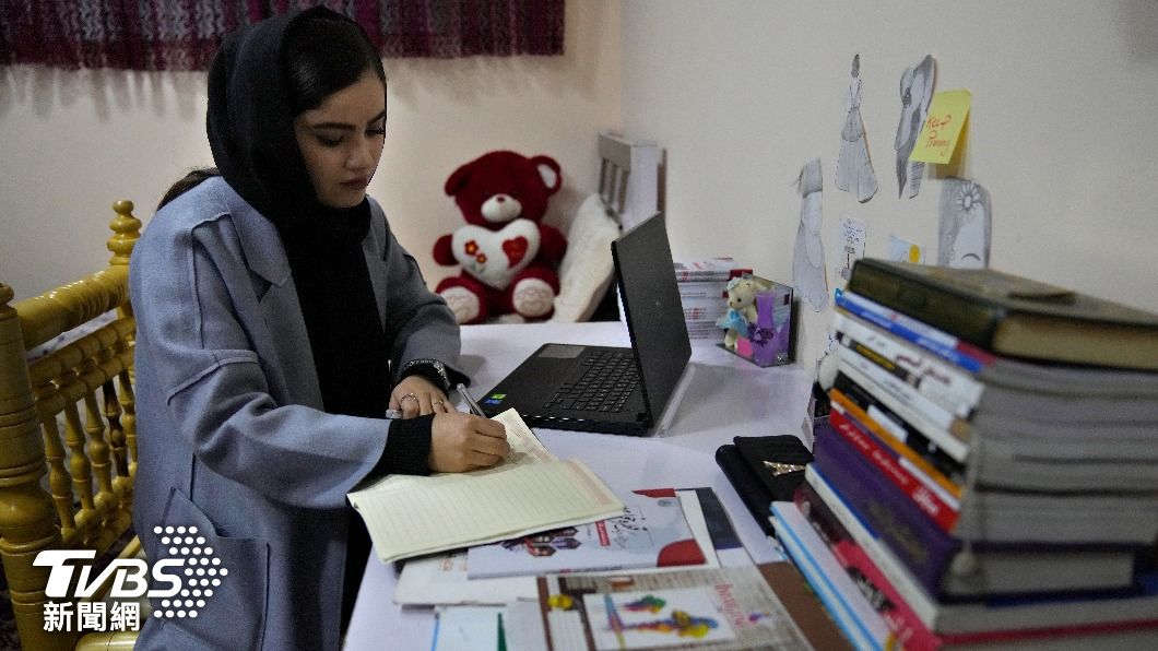 從中等教育開始，阿富汗女性如今連大學受教權都被剝奪。（圖／達志影像美聯社）