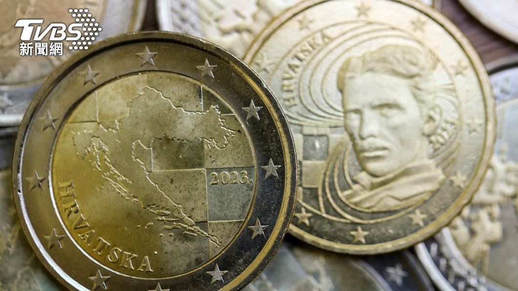 克羅埃西亞歐元硬幣上頭，是出生於克國的知名發明家特斯拉（Nikola Tesla）和克國地圖。（圖／達志影像美聯社）