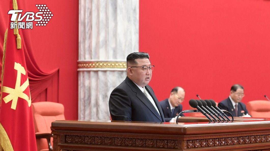 北韓領導人金正恩26日出席勞動黨全體會議。（圖／達志影像路透社）