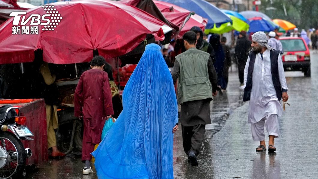 塔利班禁止女性任職NGO。（圖／達志影像美聯社）