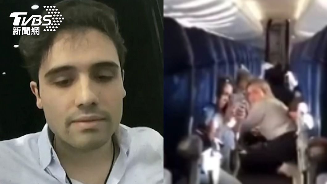 墨西哥毒梟迪歐（Ovidio Guzman）5日被安全部隊突襲逮捕，幫派成員射擊客機，乘客嚇得在機艙內找掩護。（圖／達志影像美聯社，圖右／翻攝自 推特@aeroaccidentes）