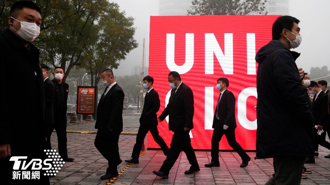 裝飾品牌Uniqlo日本總部全面調薪，無論正職或兼職都能受惠。（圖／達志影像美聯社）