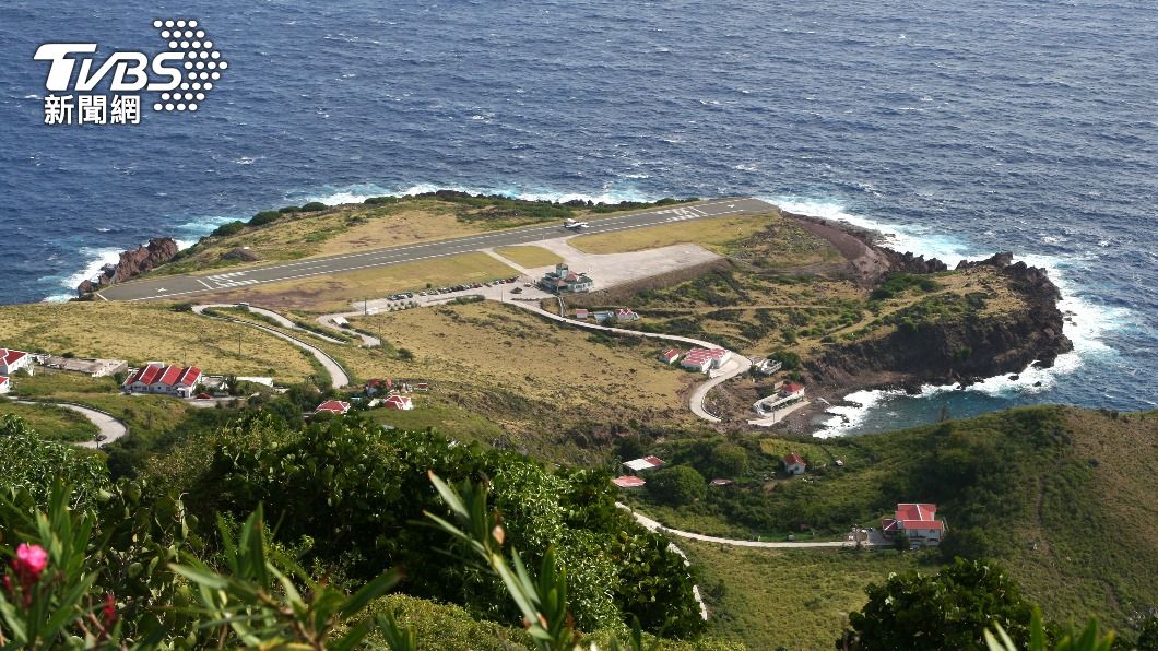 荷屬沙巴島（Saba）的沙巴機場（Saba Airport），「可用」長度只有274公尺，是全球最短的機場跑道。（示意圖／shutterstock 達志影像）