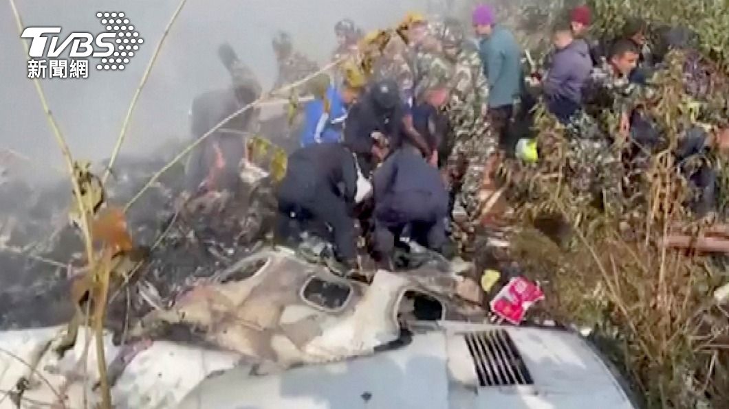 尼泊爾雪人航空班機墜毀，迄今造成至少68死。（圖／達志影像路透社）