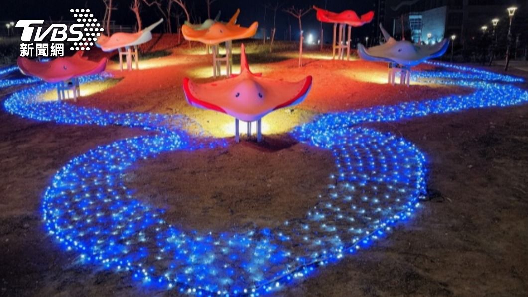 澎湖在第三漁港國際廣場園區增設「遨遊飛翔」意象。（圖／中央社）