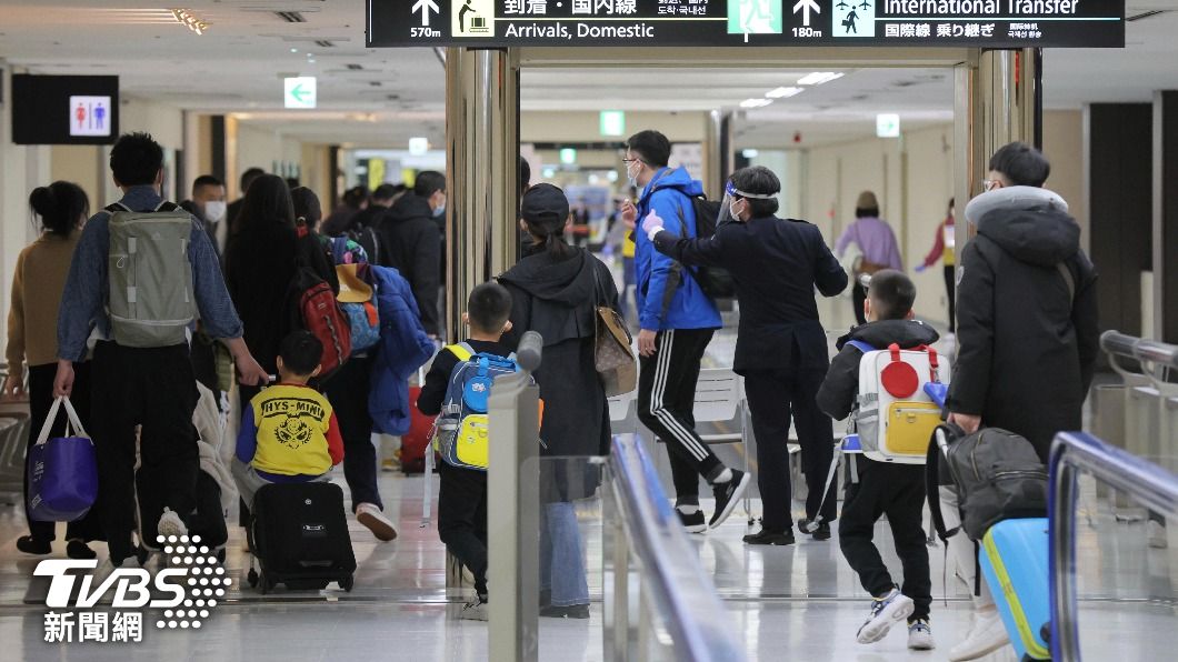 中政府未鬆綁海外旅遊相關限制，預估今年訪日中國觀光客可能會大幅少於疫情。（圖／達志影像美聯社）