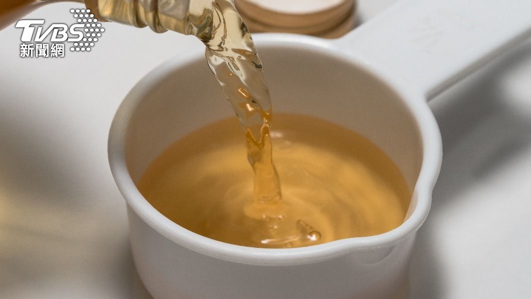 中醫師指出喝醋並沒有軟化筋骨功效。（示意圖／Shutterstock達志影像）
