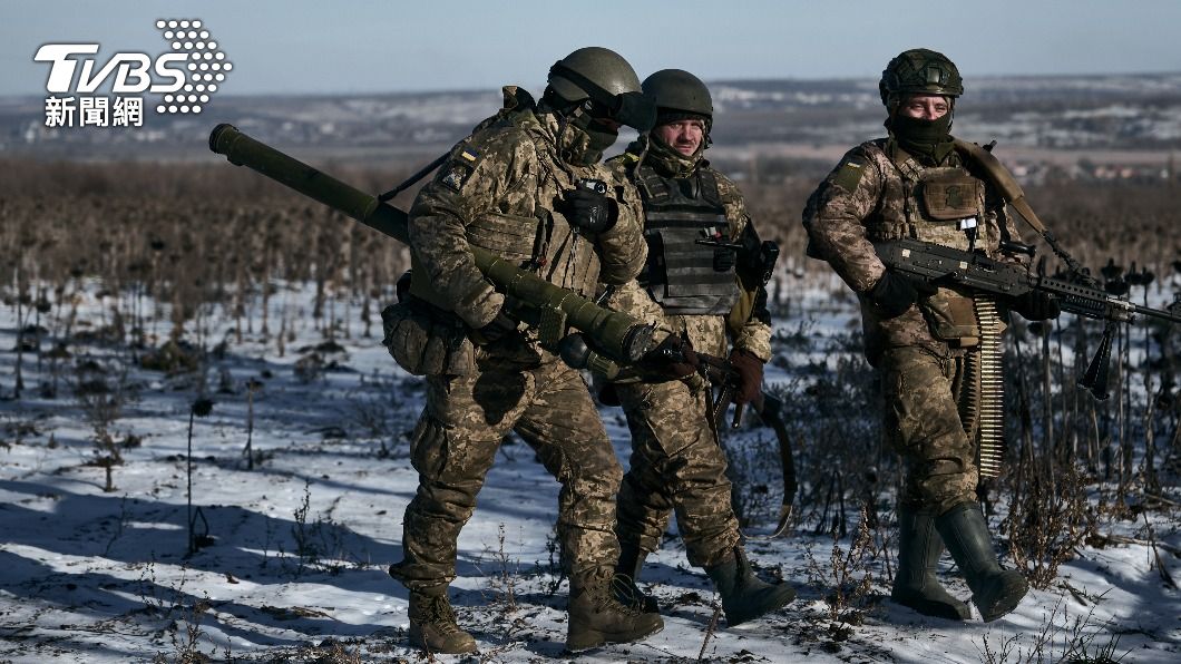 俄軍攻占烏克蘭東部鹽礦城鎮蘇勒答。（圖／達志影像美聯社）