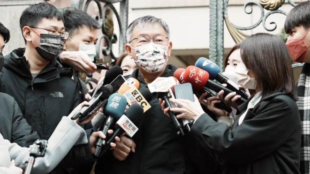 今天是台北市前市長、民眾黨主席柯文哲最後一天到台大醫院上班。（圖／民眾黨提供）