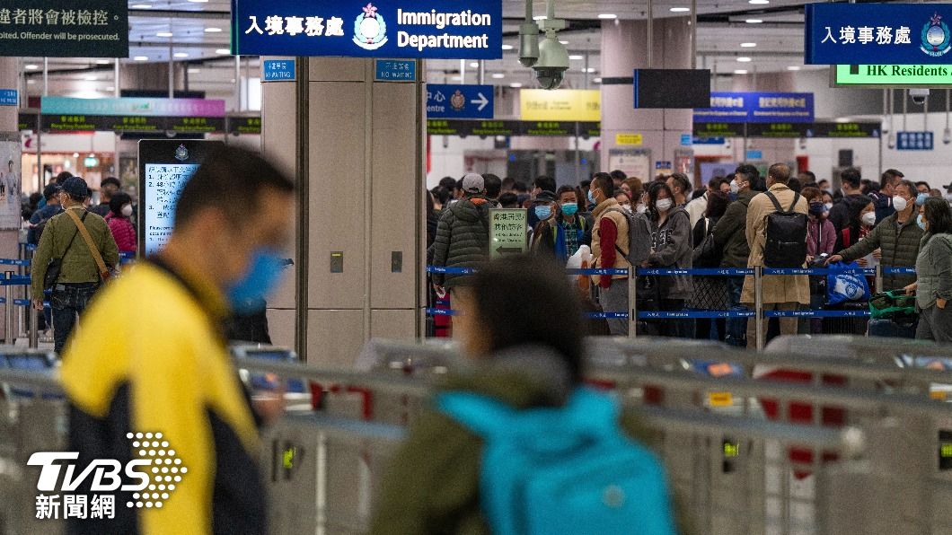 大陸自6日開始，全面解除香港、澳門入境限制，7天內無境外旅居使者，無須提交陰性證明。（圖／達志影像美聯社）
