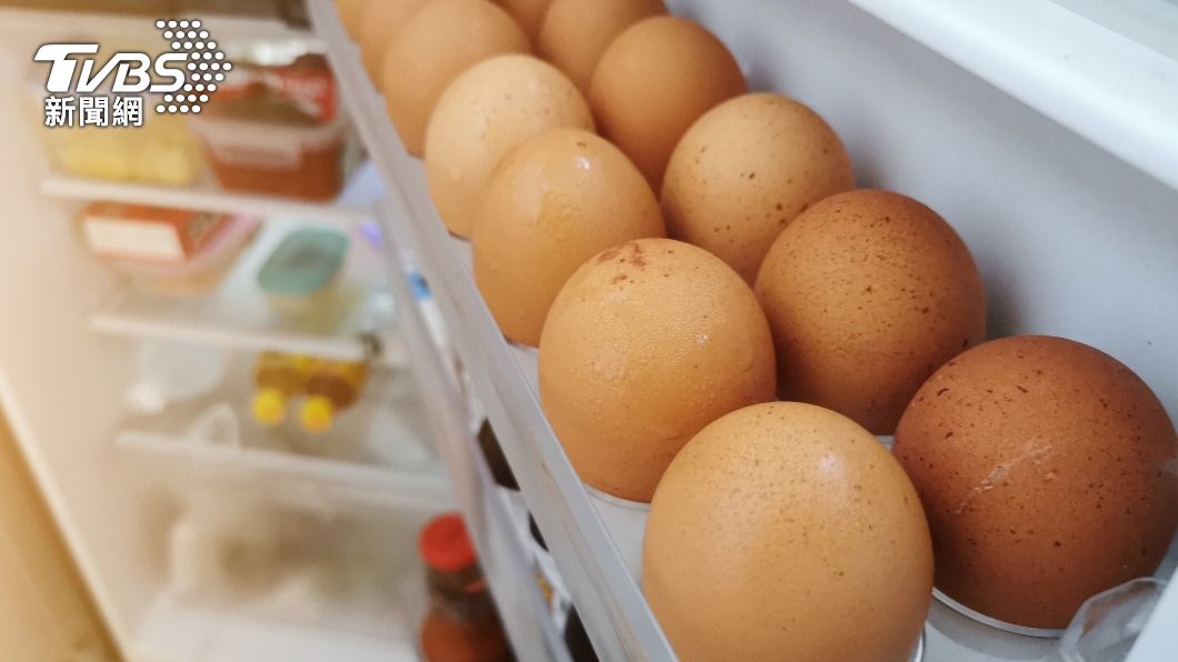 專家說明，雞蛋哪一端朝下放都可以。（示意圖／shutterstock達志影像）