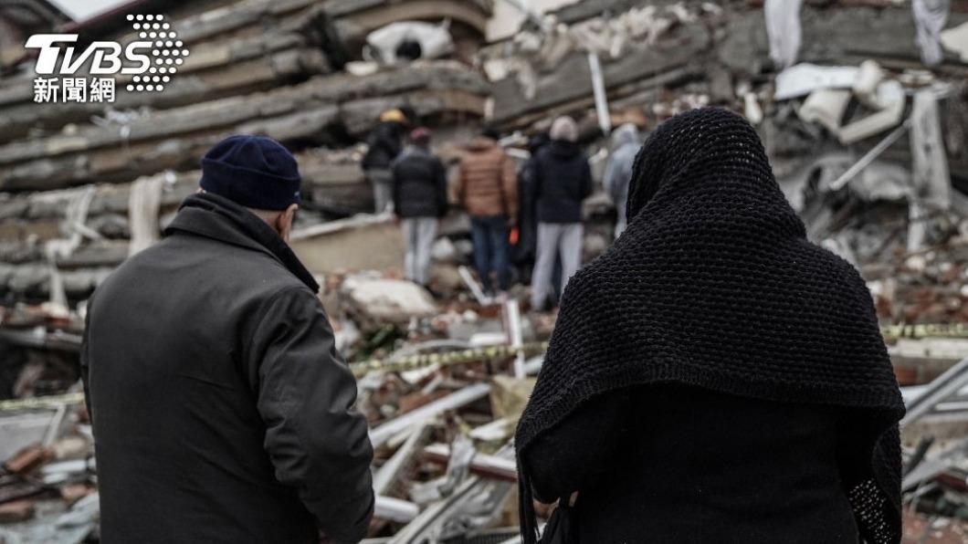 土耳其與敘利亞邊境地區6日清晨發生規模7.8地震。（圖／達志影像美聯社）