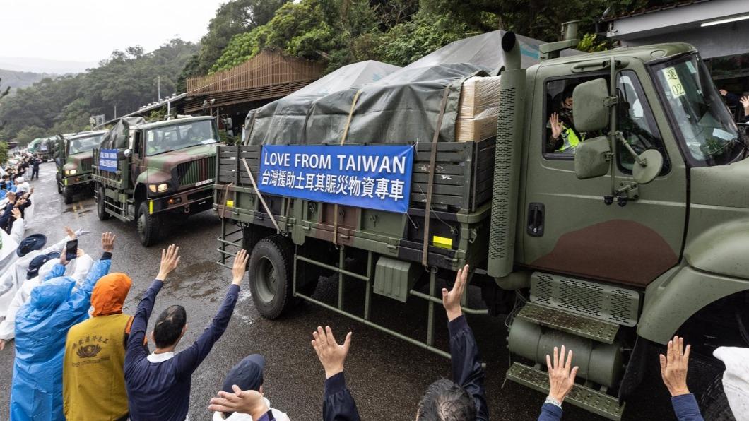 台灣各界捐贈的愛心物資共裝滿3萬3688箱。（圖／翻攝自臉書 慈濟慈善基金會）