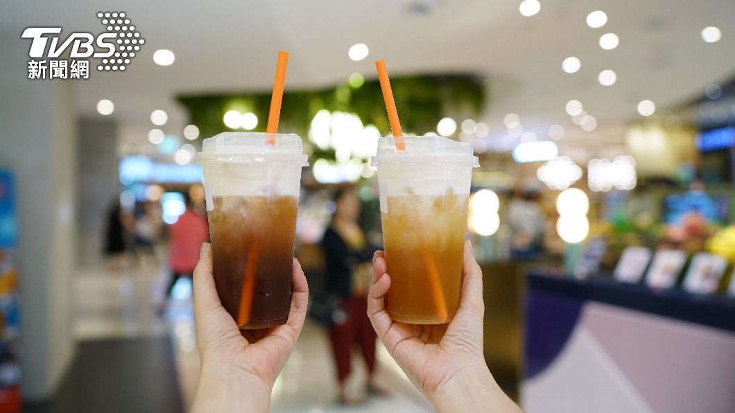 花蓮縣飲料店明年7月起禁用一次性塑膠杯。（示意圖／shutterstock 達志影像）