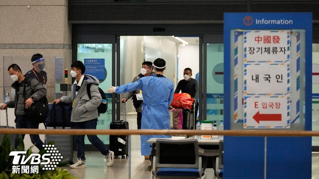 南韓3月起解禁，免除落地篩檢，但來自中國大陸的旅客，仍需提前繳交陰性證明。（圖／達志影像美聯社）