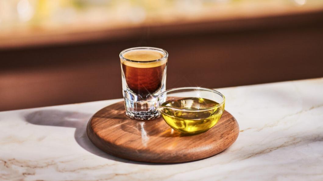 結合橄欖油與咖啡，星巴克大膽新嘗試，能否成功打開新市場商機？（圖／翻攝自星巴克官網）