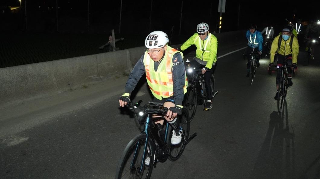 台灣民眾黨主席柯文哲今年繼續挑戰一日北高自行車。（圖／民眾黨提供）